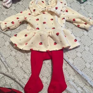 Outfit 0-3 months!